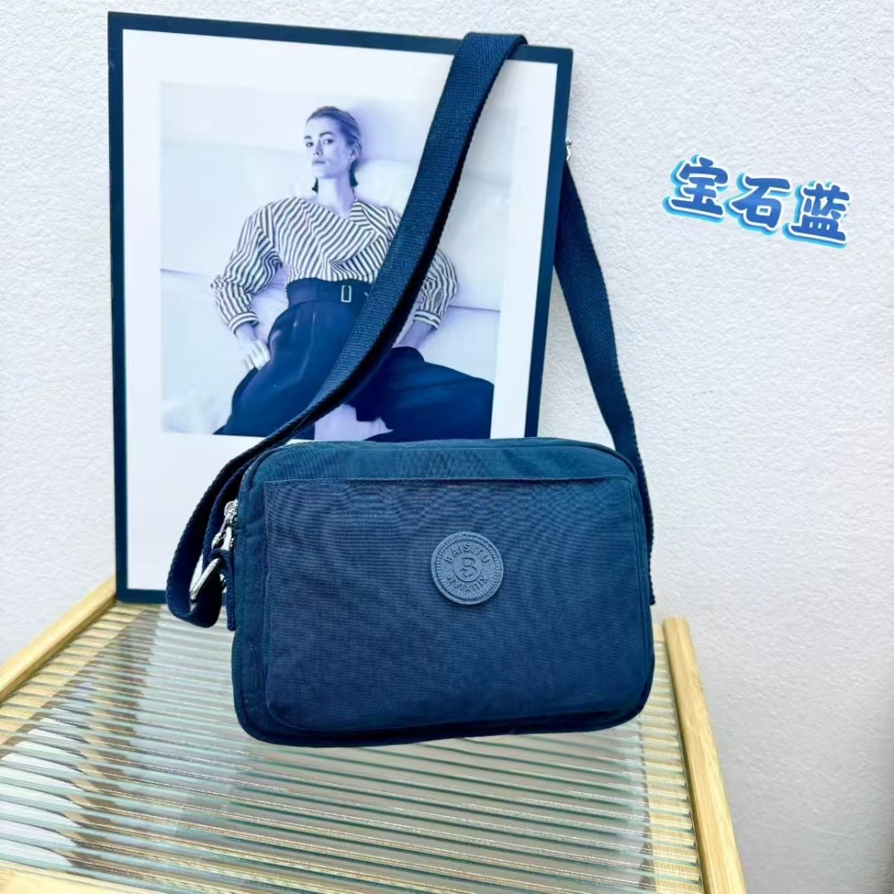 Ladies crossbody/handbag